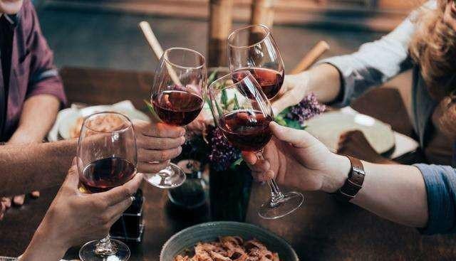 报销@酒局结束，领导私下给你钱，让你结账，傻子才去，聪明人都这样做