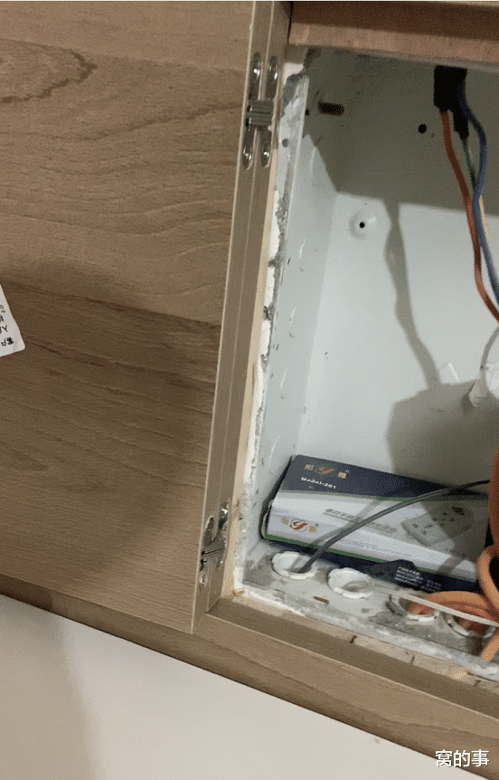 @这是我见过最有远见的装修，全屋吊顶拉平，色调高度统一，完美！