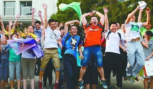 考研|大学专业中不得不考研的四个专业，否则就业压力大，没发展前景