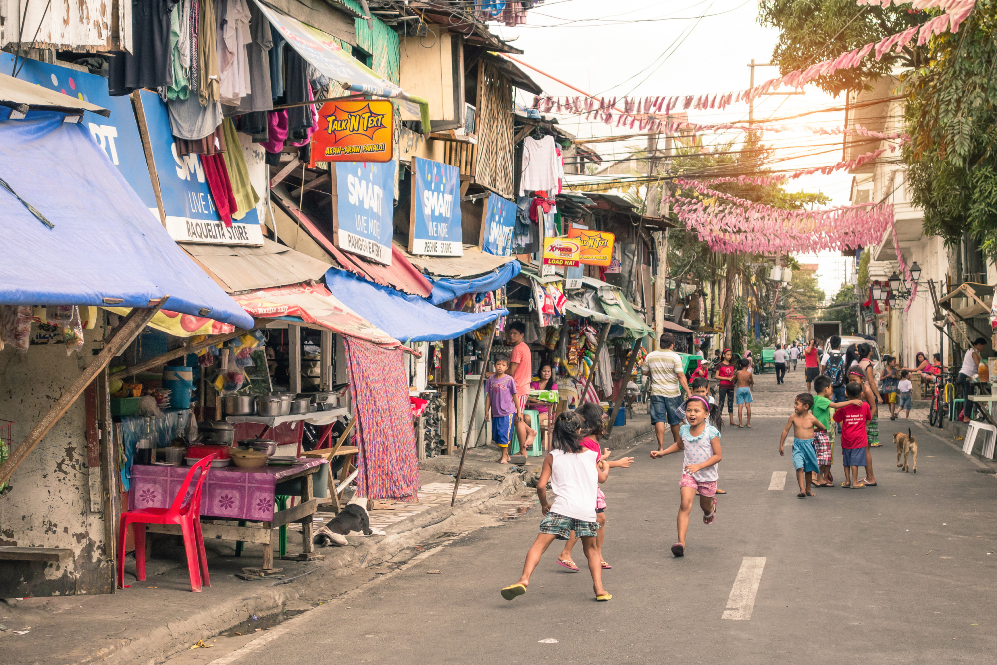 菲律宾|曾经的亚洲第二富国：强占中国南海8个岛，却还说想成中国一个省