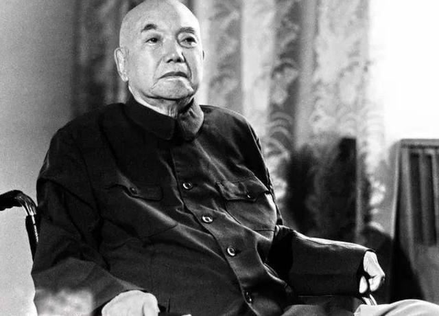 萧克|1955年授衔仪式，大将候选人15位，没评上的5人分别是谁？