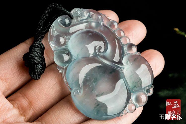 翡翠|透明石头怎么鉴定值钱不值钱?透明石头的鉴别方法
