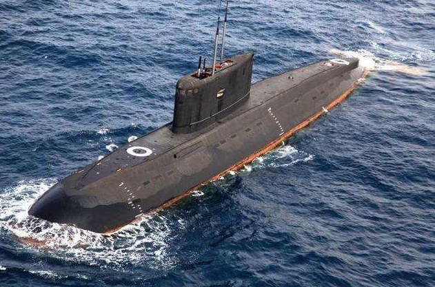 军舰|250艘军舰80架战机集结，强硬回击美方挑衅，美改口：请坐下来谈