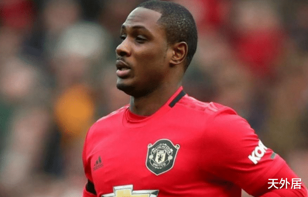 #种族歧视#曼联大将把种族歧视战火引向中国,球迷怒了:扯淡!不撒谎会死?