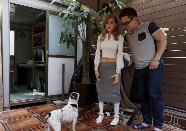 机器人|美国“男性机器人”火了,功能性强、颜值高,用户满意度高达98%