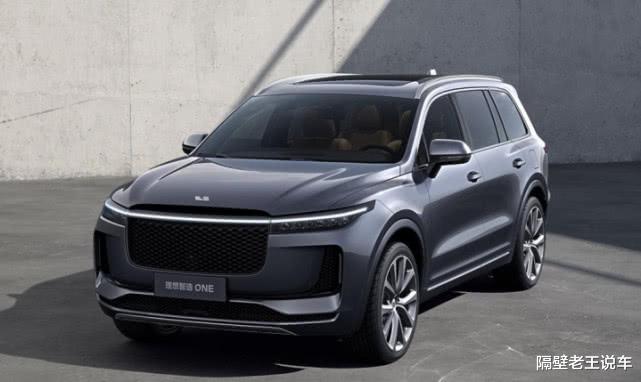 『4s店』又一“黑马”来袭，车重2吨3+6.5秒破百，媲美奥迪Q7，只卖32万！