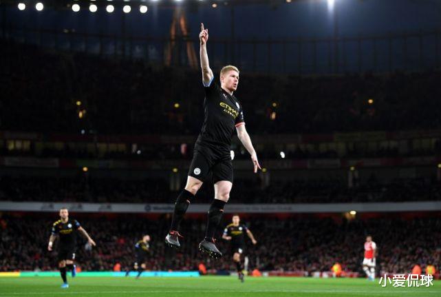 英超|英超历史上10大中场球员：红蓝双德强势入围 红魔超巨高居首位