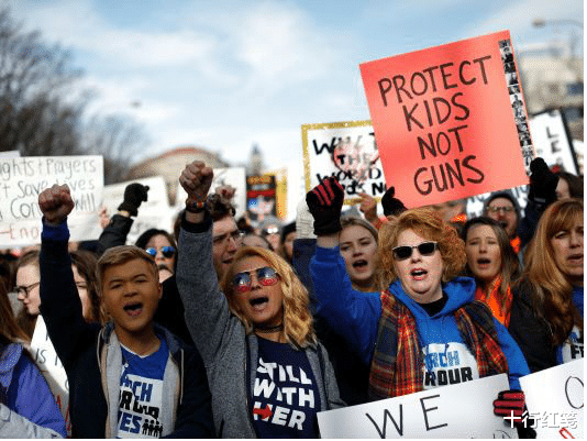 #美国#局势反转！美国群众要把黑人赶出美国？暴乱变成“内战”！