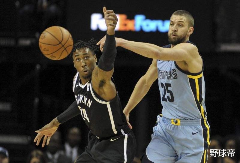 帕森斯|4年缺席218场,躺拿9400万!赚最轻松的钱,泡最漂亮的妞!他是真爽啊