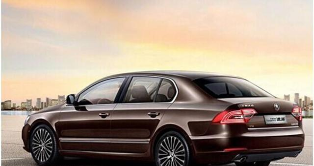 斯柯达速派|务实的人买中型车会选这3款,降完价卖A级车的钱,口碑质量都不错