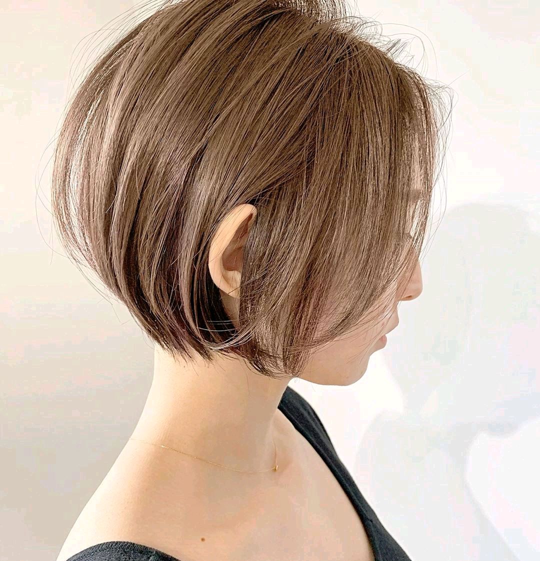 短发|越来越多女性短发这样剪，蓬松利落显脸小，你看到底有多美