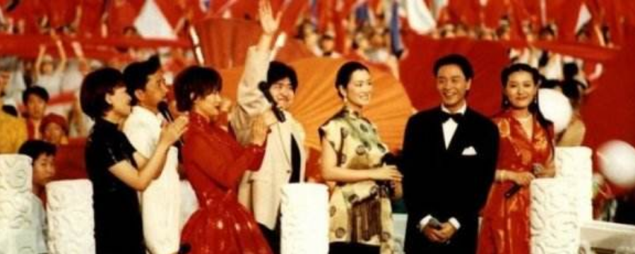 谭晶|她是著名歌唱家，国家一级演员，上过12次春晚，老公背景更不一般