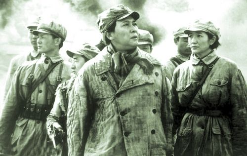 日军|失散19年贺子珍找到儿子,另一母亲却说是她的,主席说法,让人敬佩