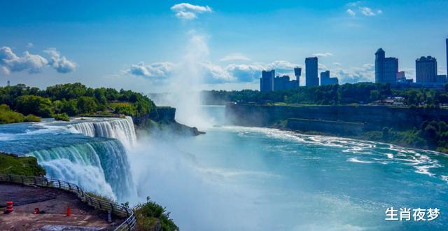 运势|7月底，心情怦怦跳，爱情开了花，3生肖感动之后，选择旧情复燃