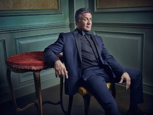 好莱坞|48岁强森，50岁狼叔，74岁史泰龙，爱健身，老了肌肉也爆棚