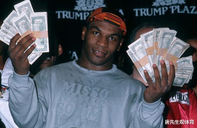 迈克·泰森▲泰森最落魄的时候,破产后被富婆带回家,给了50万美金