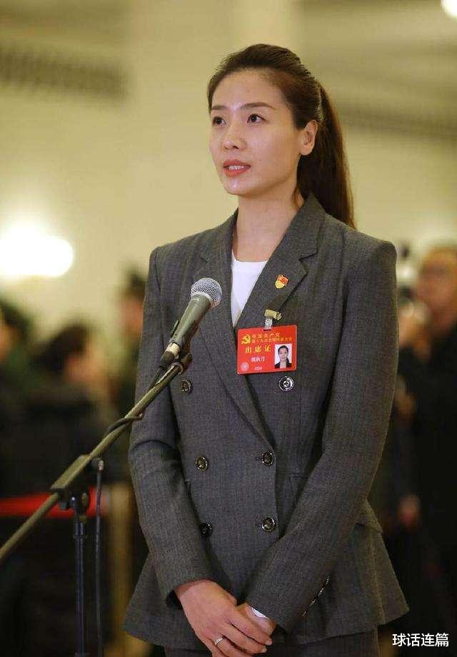 『女排』可敬！女排功勋舍小家为大家，儿子刚出生未满月便归队参加集训