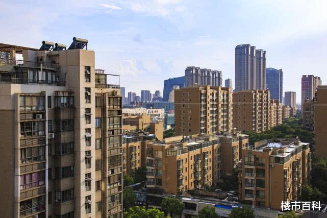 楼市大震荡！房价从4万跌到2.3万，有业主巨亏510万！