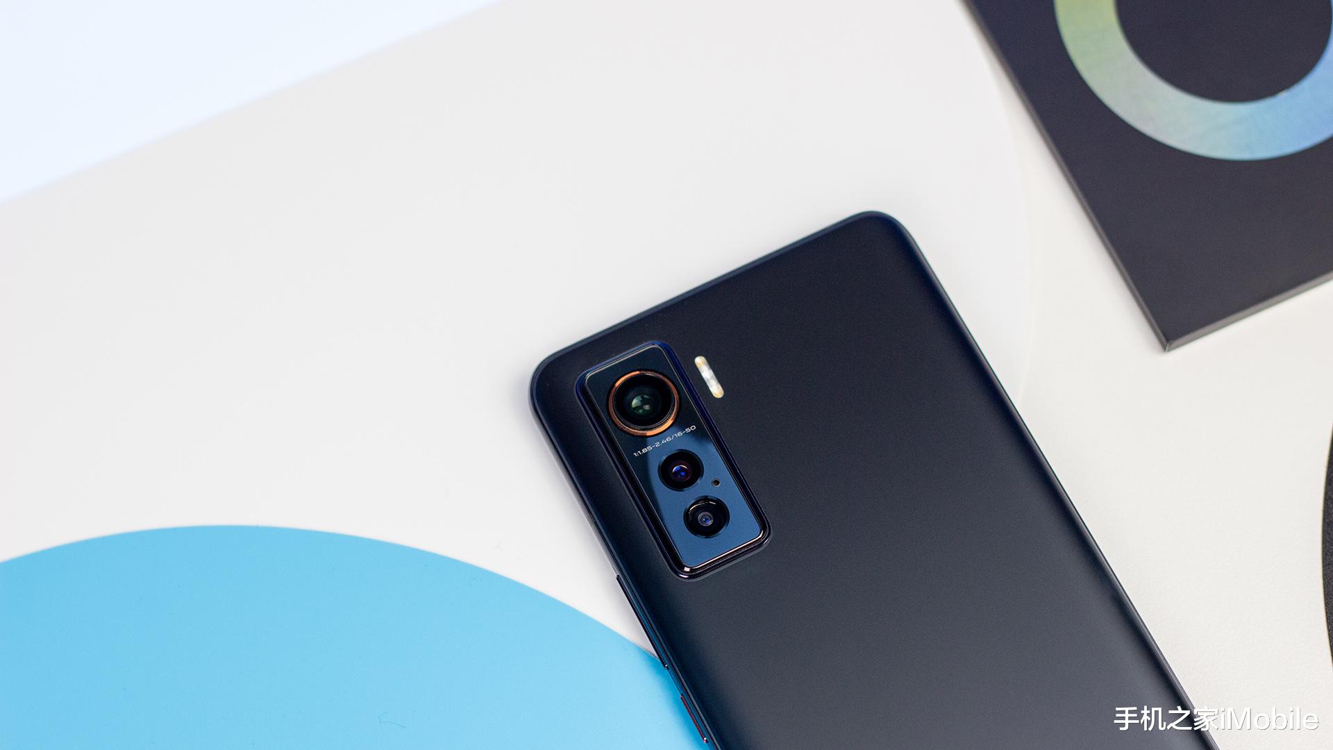 iqoo|定价3998元起 轻薄5G水桶旗舰：iQOO 5图赏