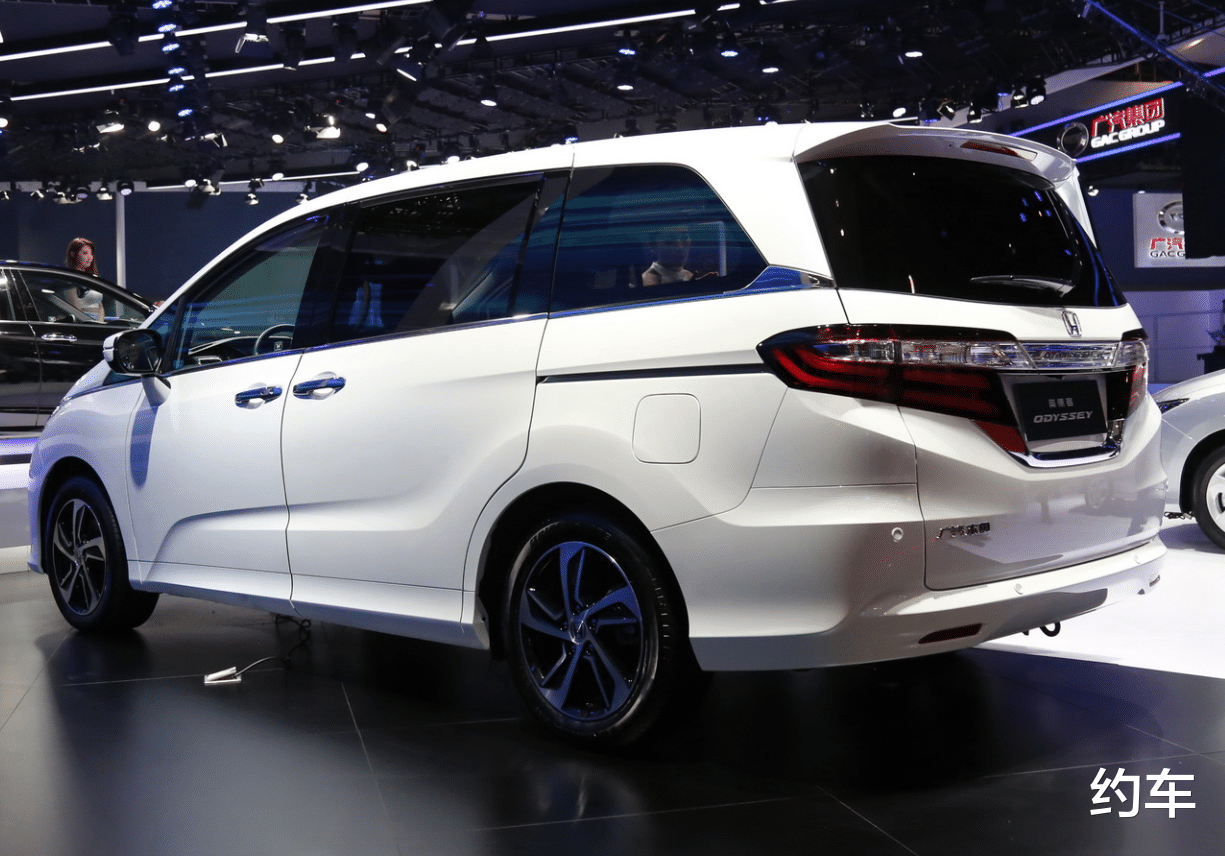 五菱宏光■五菱全新MPV来了，车长4875毫米，配1.5T动力，价格很“五菱”