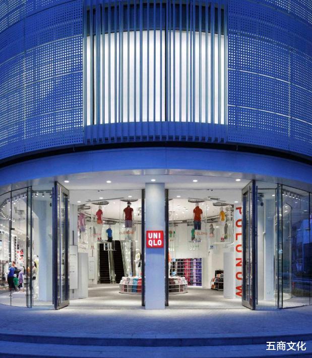 优衣库|日本巨头突然宣布，关闭在中国所有门店！优衣库：我再开3000家