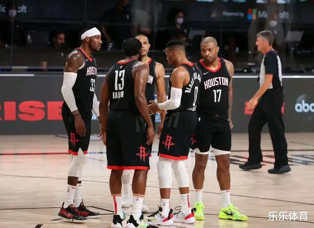 詹姆斯·哈登|疯了!火箭将哈登摆上货架,只要能升级阵容,莫雷也可交易!