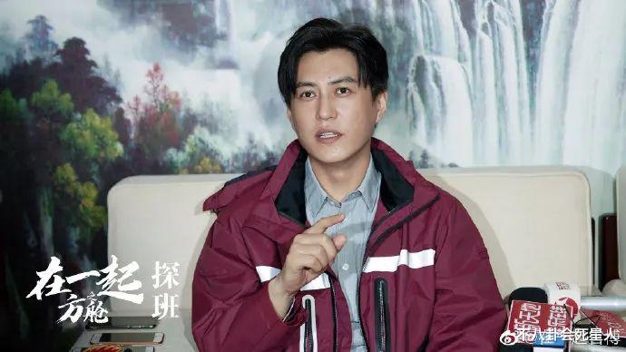 [杨洋]抗疫剧《在一起》官宣！杨洋靳东全员素颜演医生，黄景瑜被导演夸赞