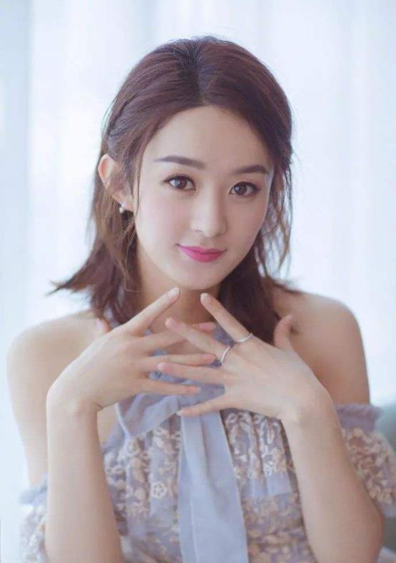 赵丽颖：赵丽颖31岁我信，刘诗诗31岁我也信，唯独她31岁我不信