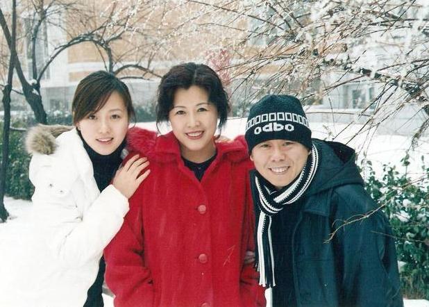 「潘长江」在女厕所居住8年时间，当红时嫌弃妻女，潘长江不为人知的一面