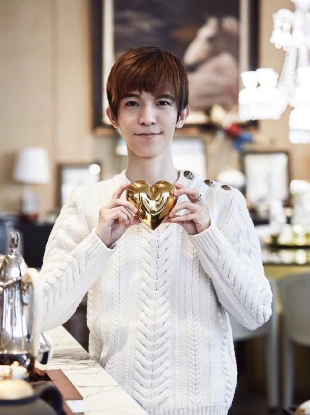 『李艾』《创3》只有7个出道名额，有4个学员基本预定，郭敬明操刀主题曲