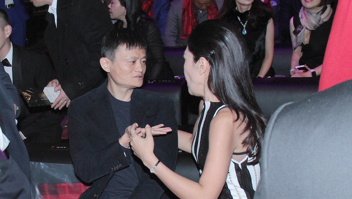 武汉|马云三顾茅庐才得到的女才！跟了马云10年，百亿身价，40岁仍单身