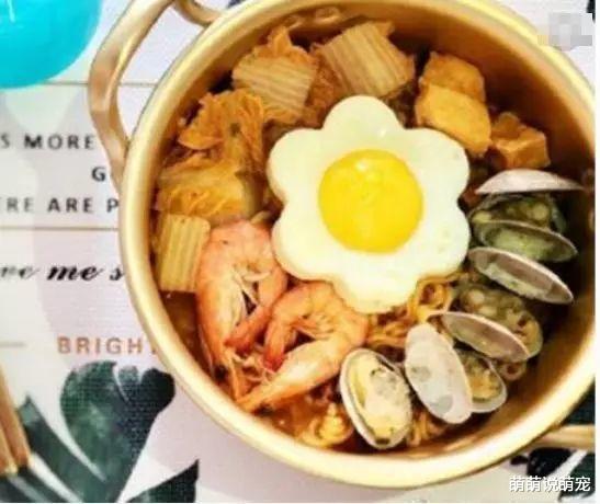 「糖果」灵签占卜：4份泡面选出你最爱的一份，测你会有一个开挂人生吗？