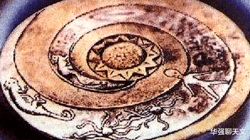 化石|专家在一山洞中找到了近千块石盘，还发现了有关人类起源的秘密！