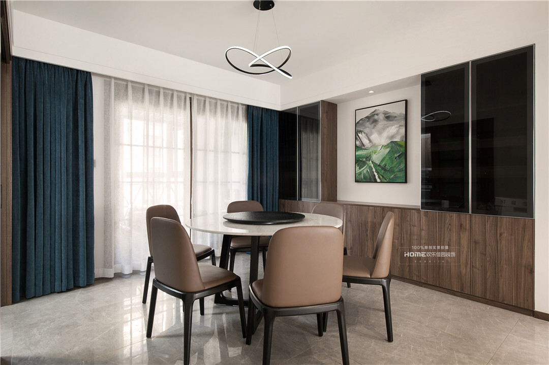 |180平现代简约风,简练稳重,追求自然惬意