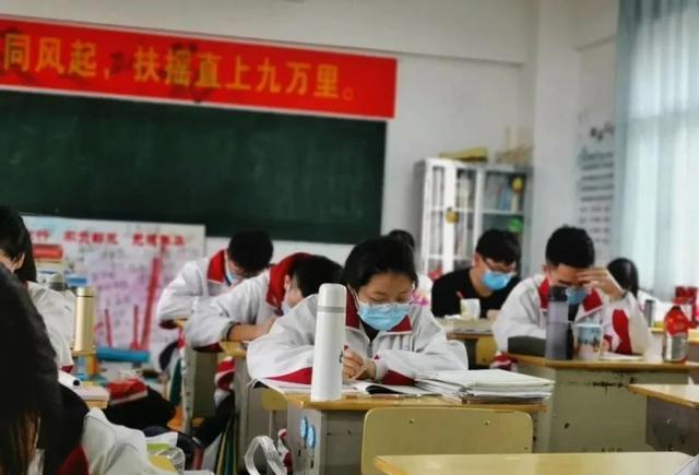 【高校】20地高校开学时间汇总:7地将于五月开学,这届毕业生真的太难了