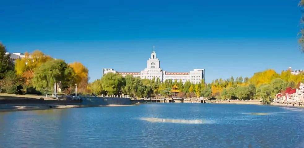 「高校」5所四非高校，这些专业全国前3，好就业、薪资高！考生：值得报