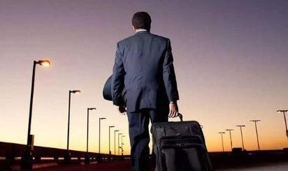 ##10年换15份工作，30岁的年纪干20岁的活，越换心越慌