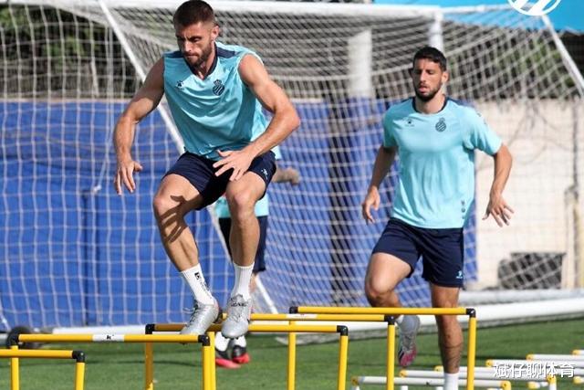 『西班牙人』凌晨2点，西班牙人坏消息：头号射手出战成疑，保级压力剧增！