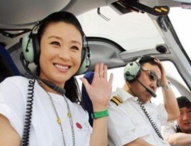 苗圃|当红时狠心\抛弃\罗晋，嫁大19岁富豪得一架飞机，如今她怎样了？