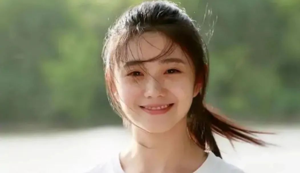 张艺谋|她是“最丑谋女郎”,后来被张艺谋劝退娱乐圈,今现状如何?