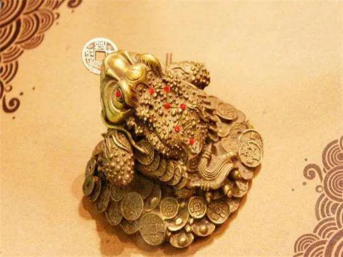 摩羯座|财运一鸣惊人，大财连连赚！三大生肖未来一个月钱多，随便花