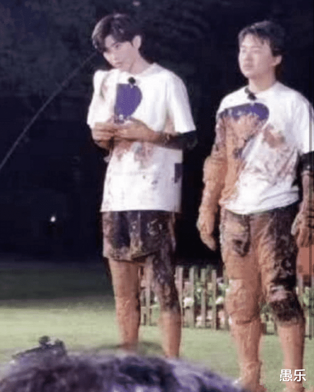 奔跑吧兄弟：《奔跑吧》最新路透，泥潭大战引热议，对比昔日画面差距大：真干净