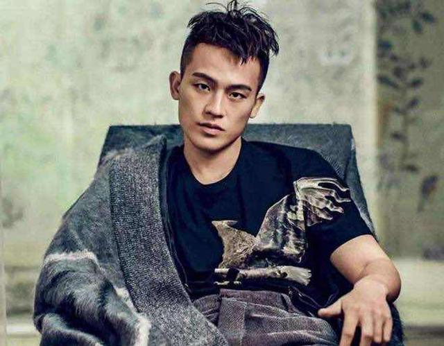 欧豪|中国电影史上第一个票房破百亿的90后男演员出现了