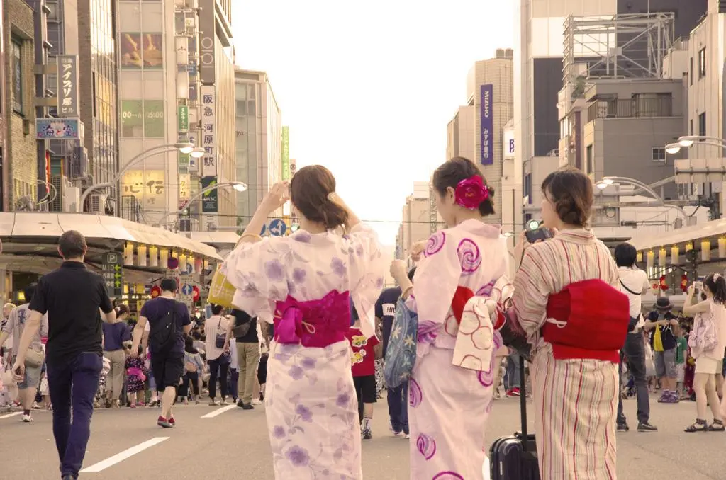 |日本小孩究竟有多“早熟”？对比中日初中生照片，还是自家小孩好