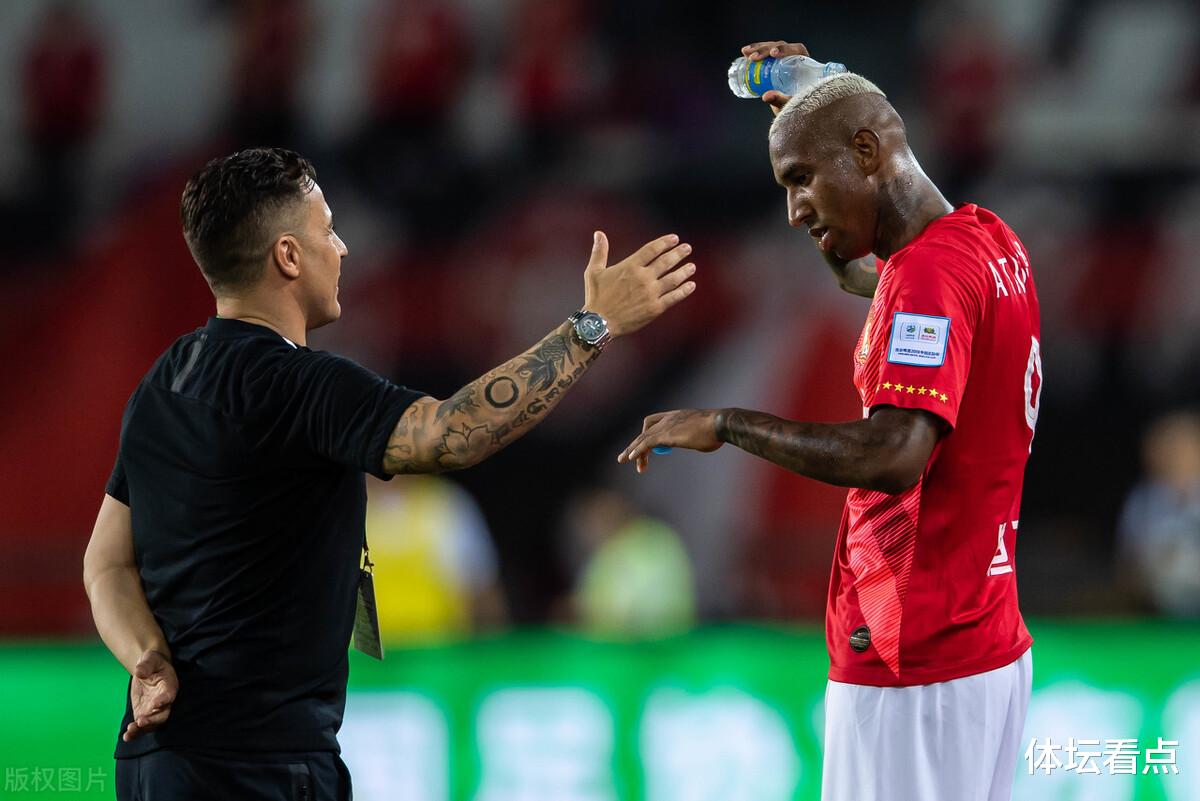 广州恒大|详解恒大VS富力阵容变化：两人换位成全塔神，卡帅收获意外惊喜