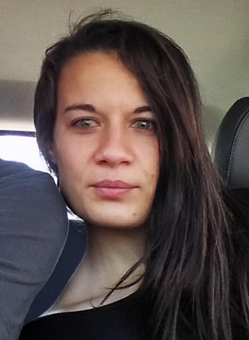 教师|32岁女教师强迫男学生与其交往5年，逼得对方曾一度想要自宫