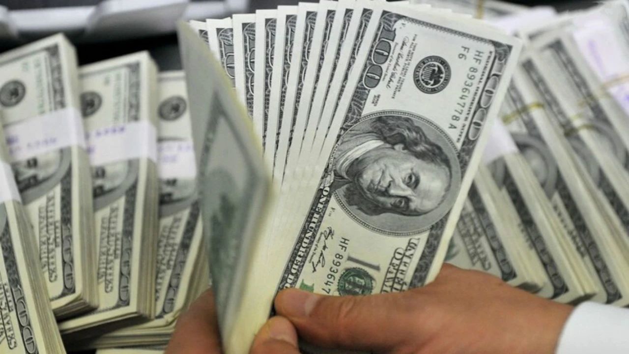 瑞士：美国“印钞救市”成功？瑞士被“搜刮”千亿财富，中国果断出手！