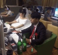 |“让你见识见识,什么叫现实版的火烧蛇!”哈哈哈头皮发麻...