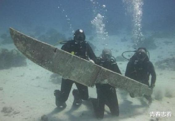 黄鼠狼|最奇怪的“考古发现”,海底发现巨大的刀,会是巨人使用的武器吗