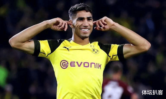 [阿什拉夫·哈基米]凌晨5点，足坛又一重磅转会敲定，总价高达7500万欧元，即将官宣！